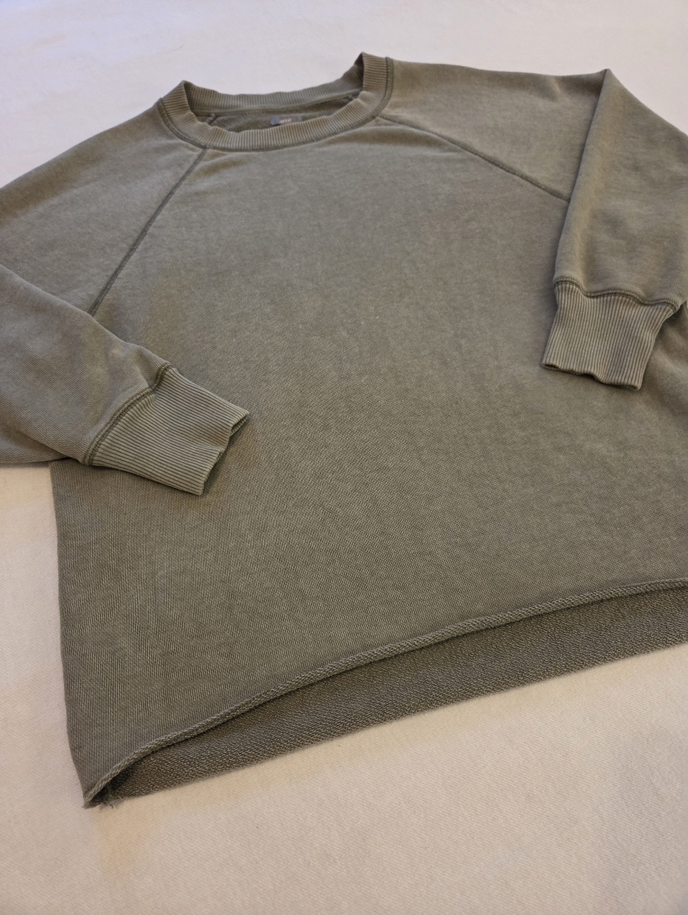 AERIE Olive Green Raw Cut City Oversized Crewneck Loungewear Sweatshirt Womens S - Picture 7 of 12